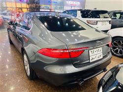 جاكوار XF